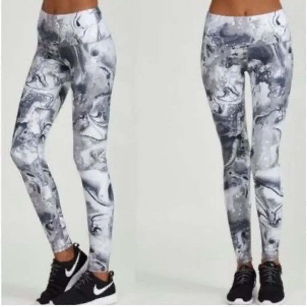 Noli Active grey and white granite swirl leggings size M NWT